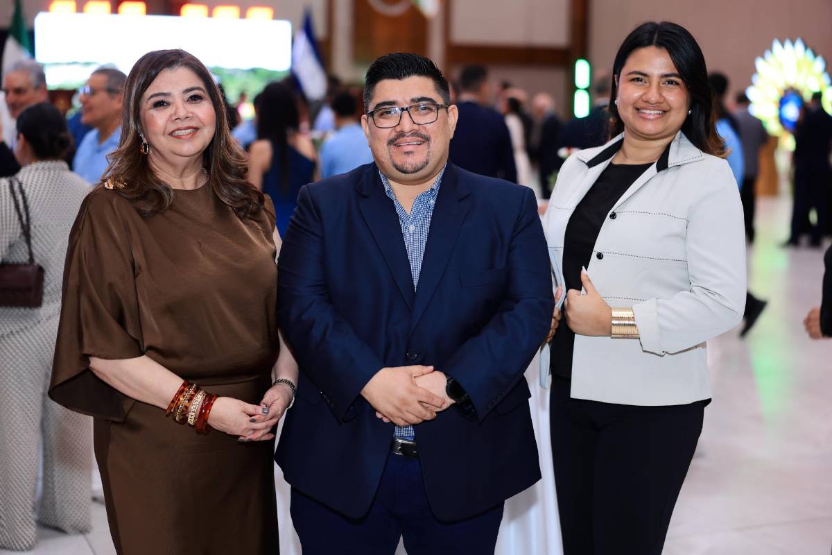 México celebra su Independencia en San Pedro Sula con música y tradición