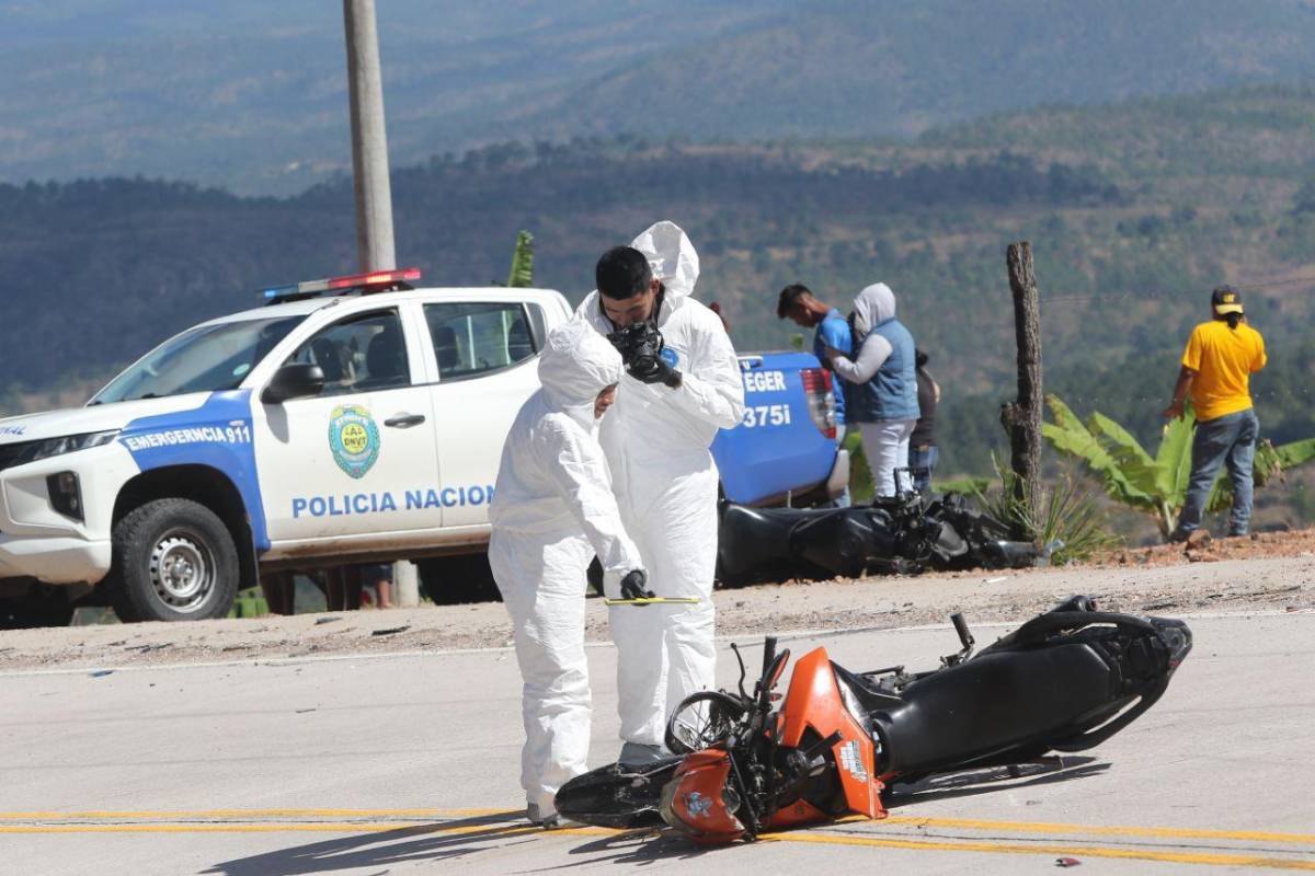 Hijo lamenta la muerte de su padre en accidente cuádruple en El Paraíso