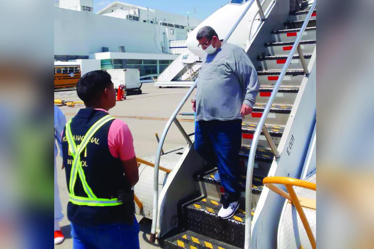 En vuelo de deportados: Así llegó José Inocente Valle Valle a Honduras