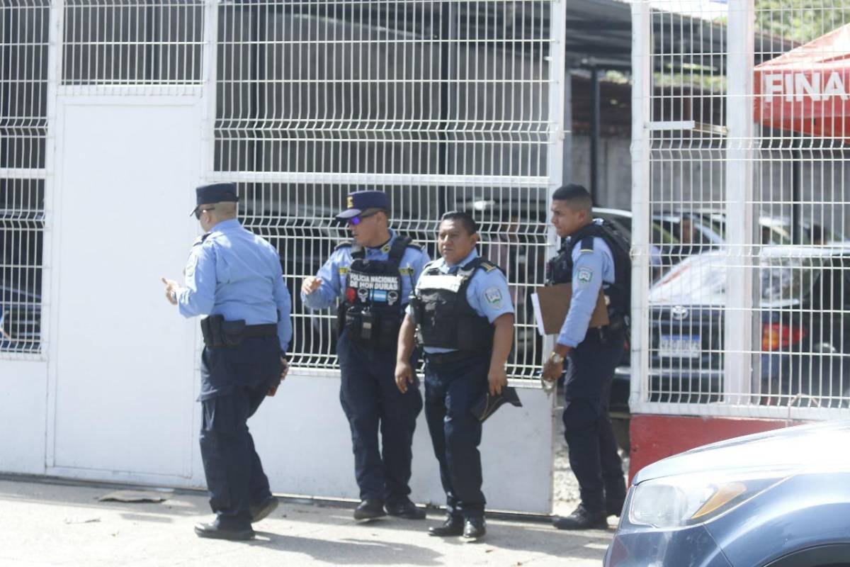 Imágenes del asalto frustrado en autolote del barrio Guamilito de SPS