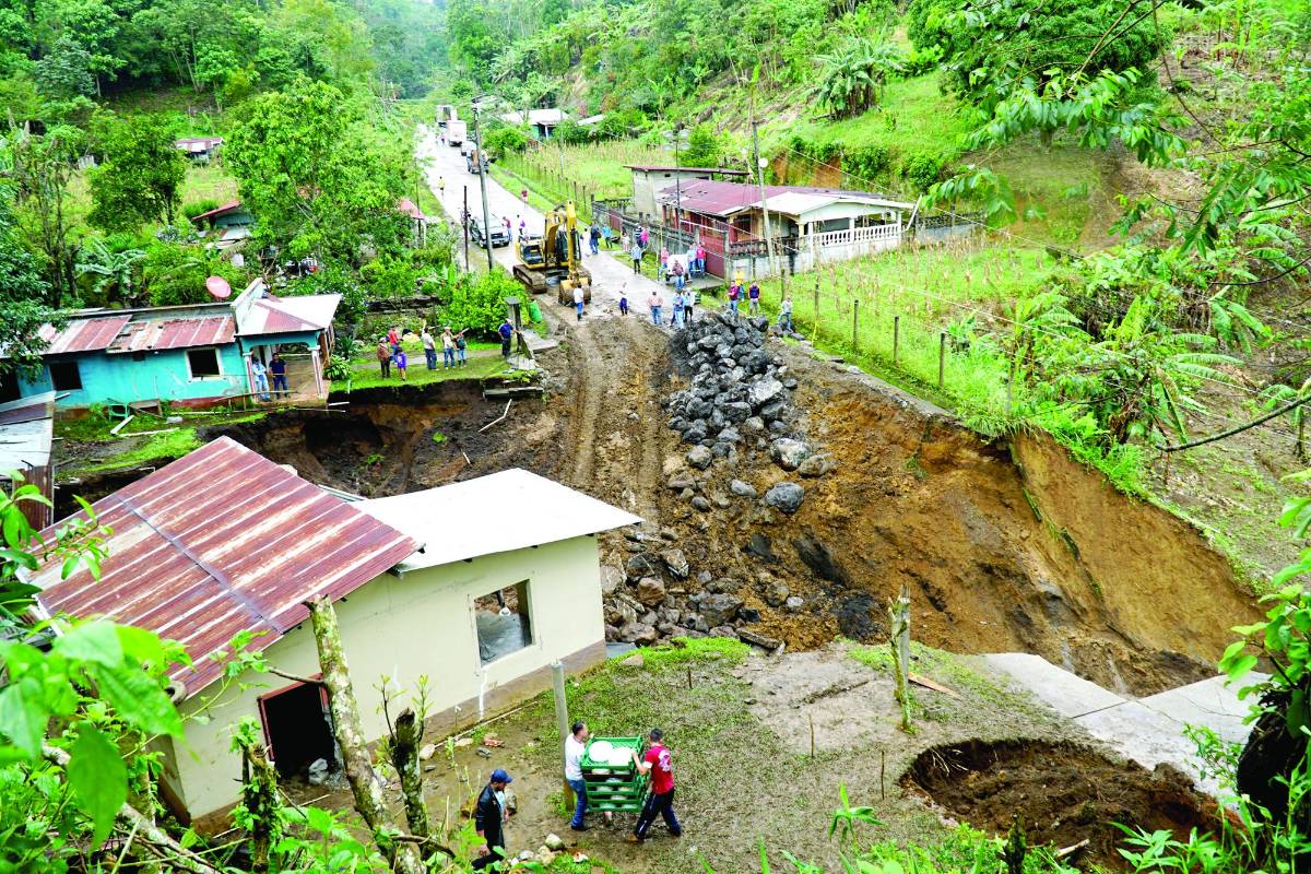 Temporada de huracanes tiene las características de 1998 y 2020
