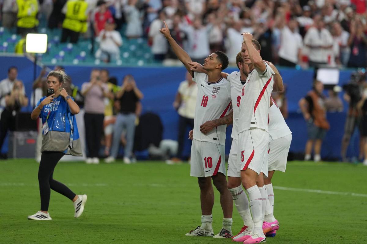 El escándalo en gol de Bellingham, quejas de Noruega, el villano y festejo de Inglaterra