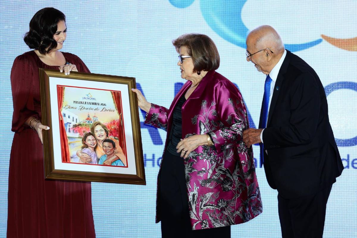 Valmoral honra el legado solidario y cultural de Elena Durón de Larios