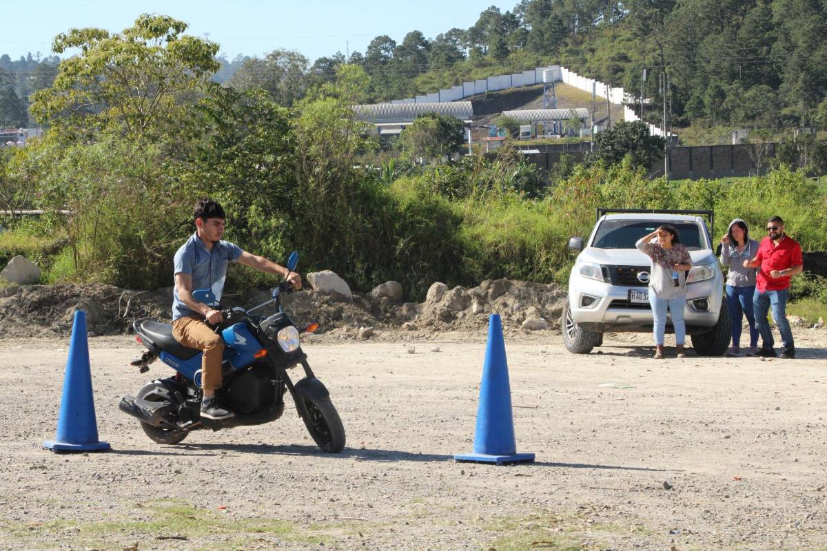 El 30% de los que hacen prueba de manejo reprueban en Copán
