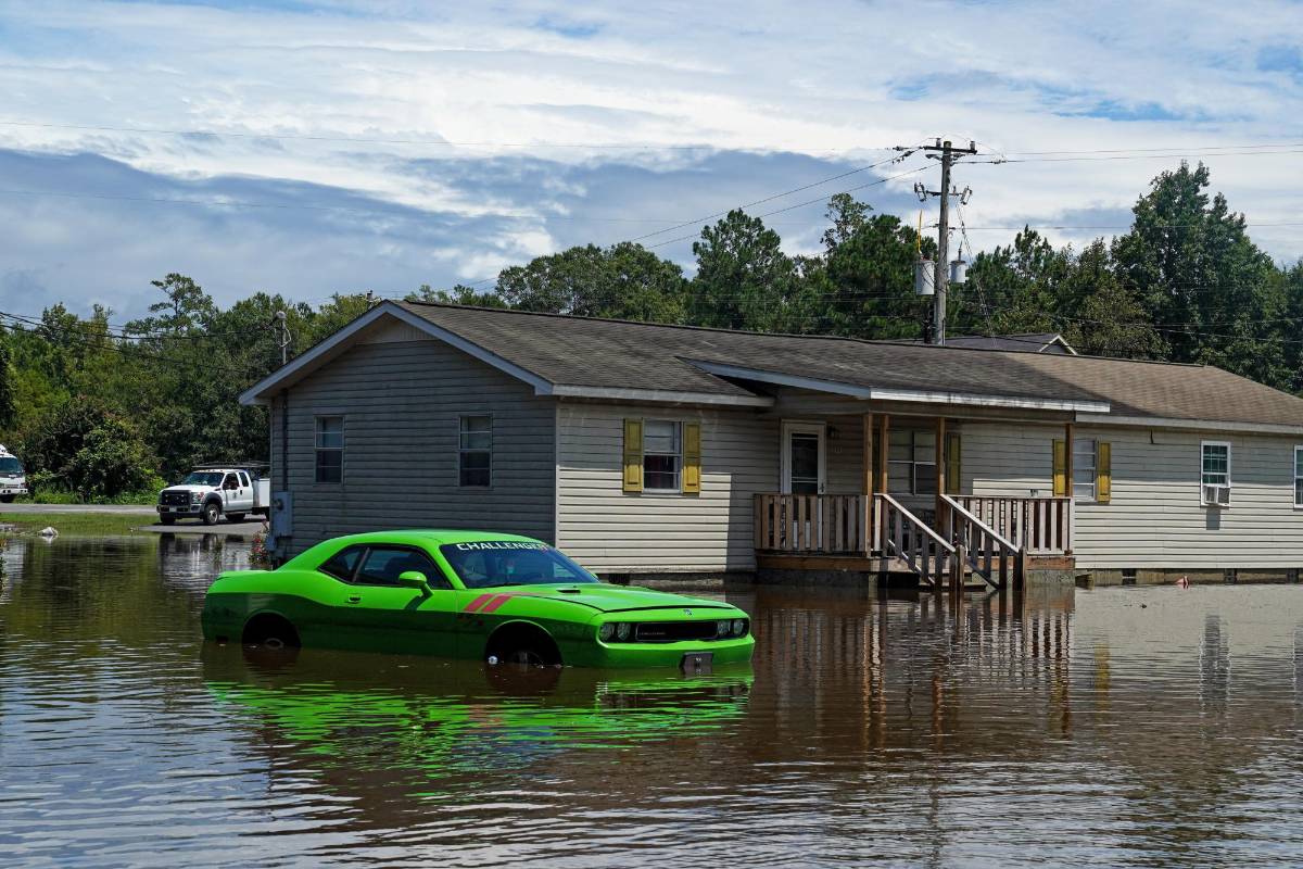La tormenta tropical Debby toca tierra por segunda vez en EEUU