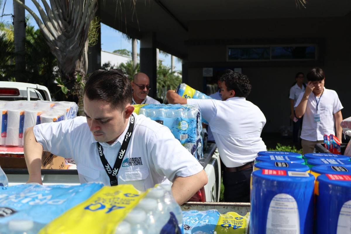 Cámara de comercio lleva ayuda a afectados por tormenta Sara