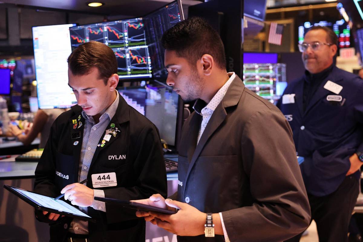 Las bolsas mundiales se recuperan tras un lunes negro