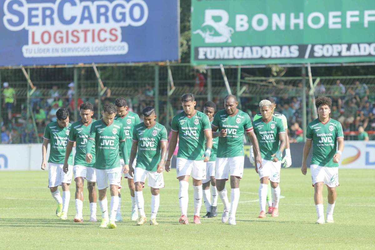 Escándalo: Cachetada de Anangonó a Alexy Vega y así reaccionó el volante