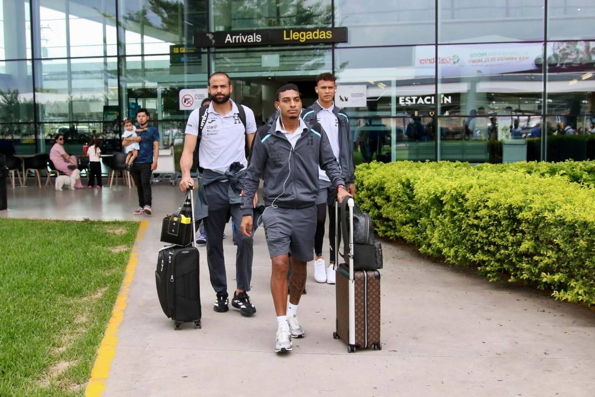 Cabizbajos y jugadores toman decisión: así fue el arribo de la H