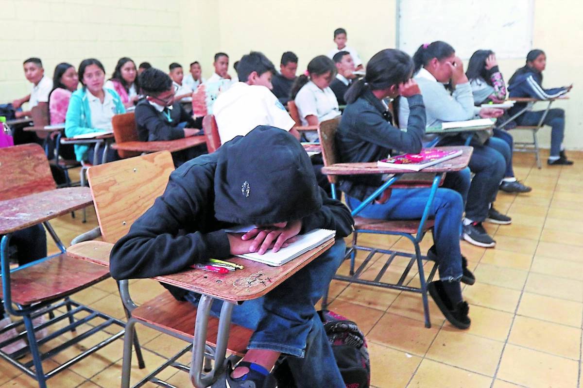 68,000 reprobados van a la “escuelita”