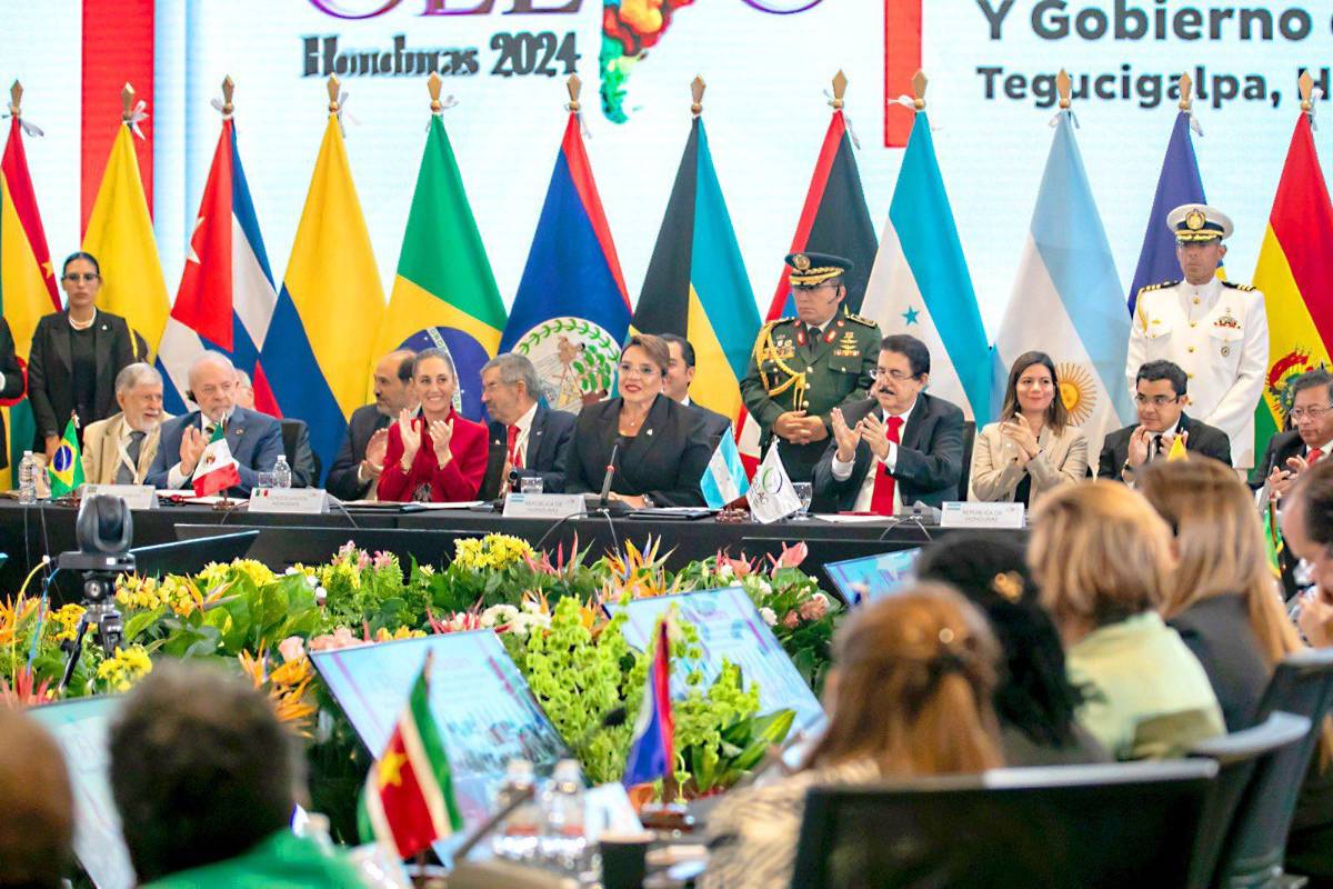 Las curiosas imágenes que dejó la IX Cumbre de la Celac en Honduras