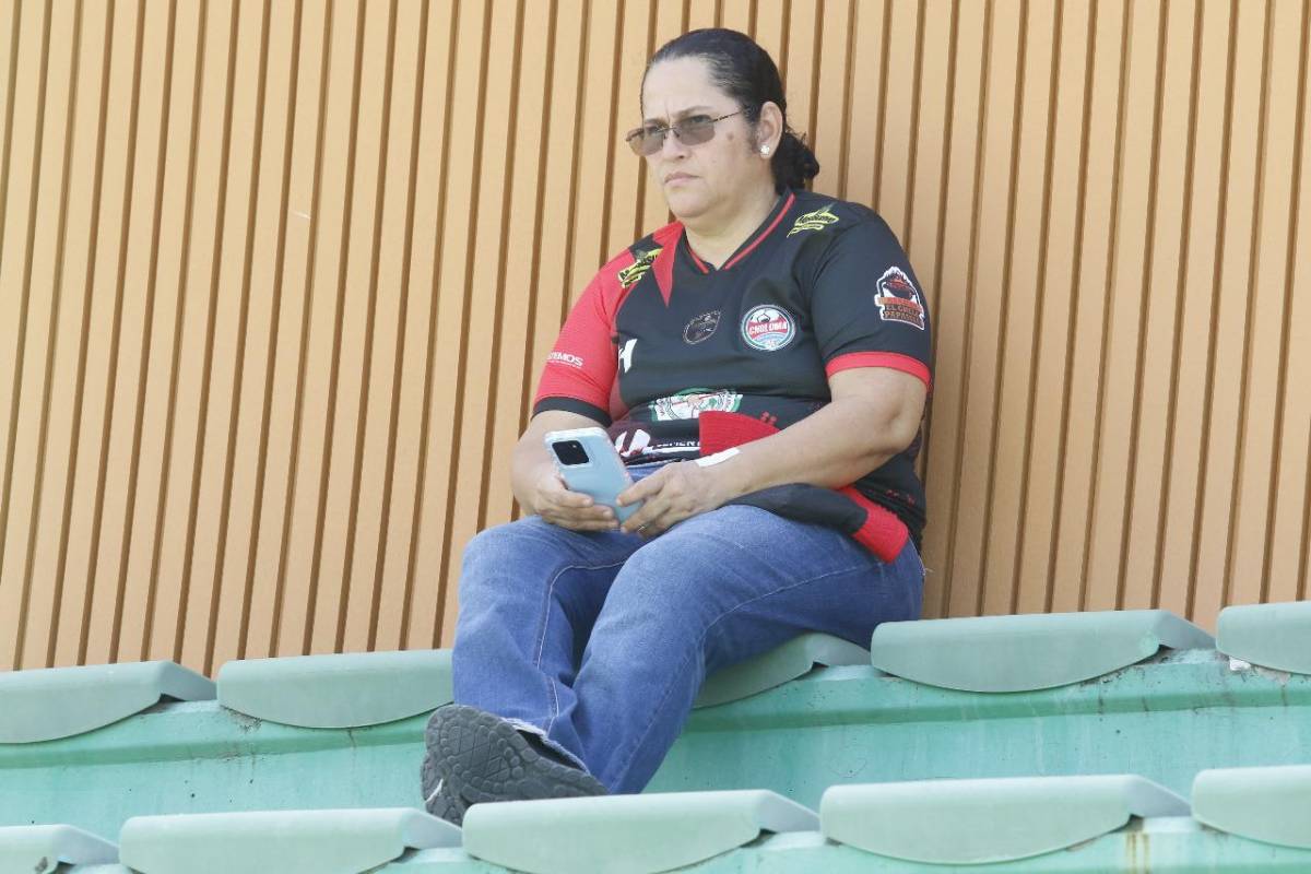 Copa LA PRENSA: Mario Martínez sorprende y chicas en el Marathón-Choloma