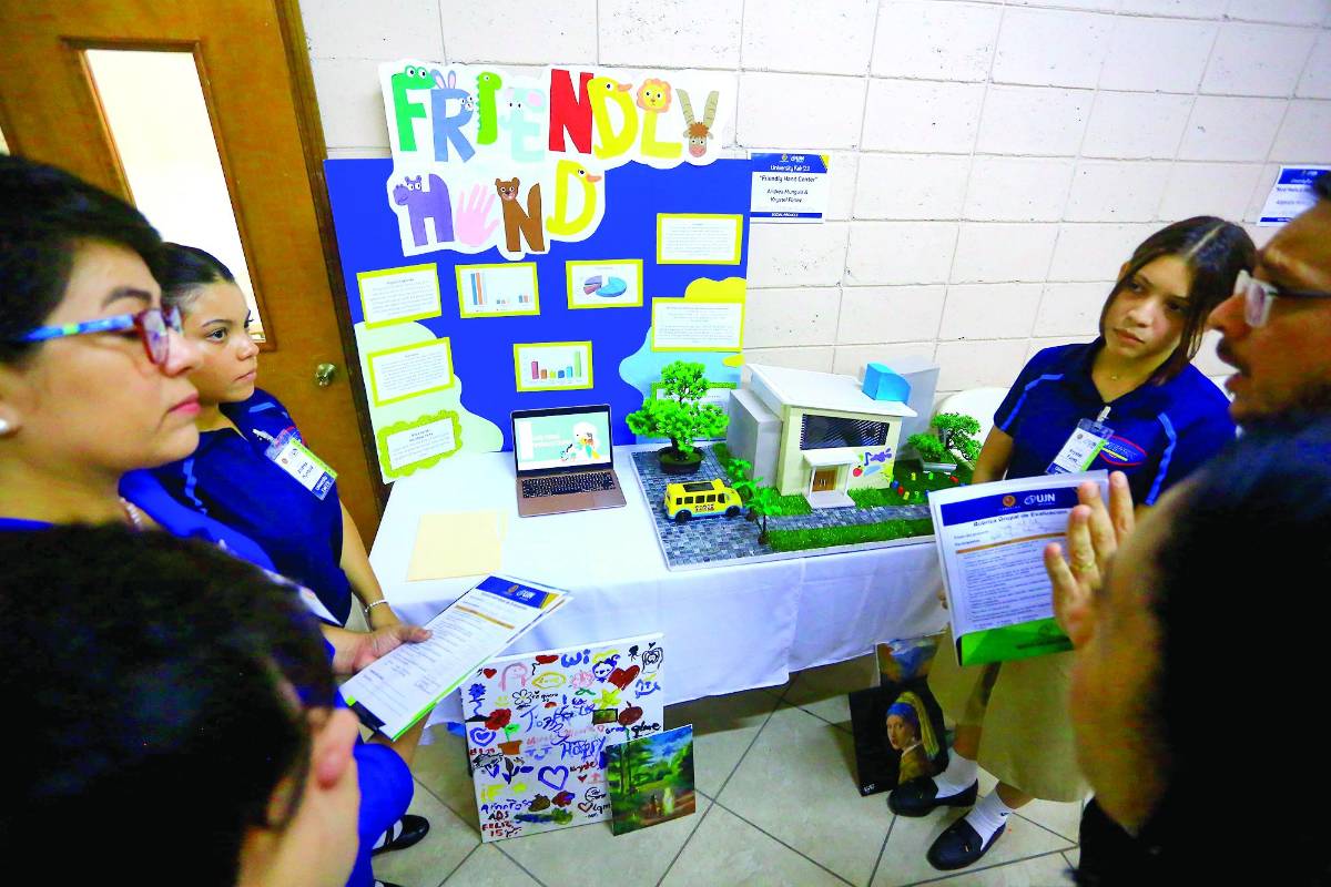 Fortalecen educación con becas para estudiar en Universidad de Carolina