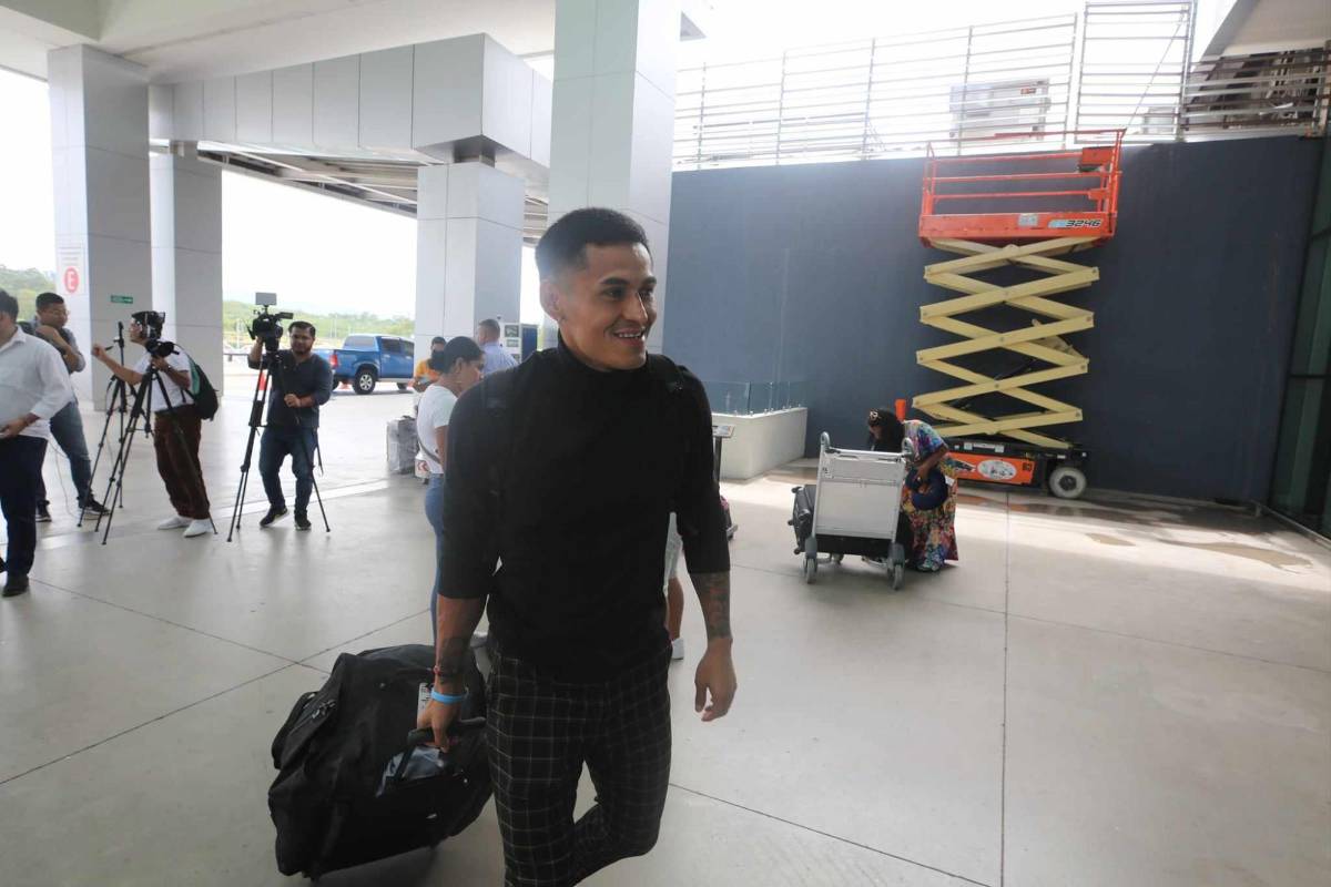 Andy se mostró sonriente y atendió a la prensa deportiva.