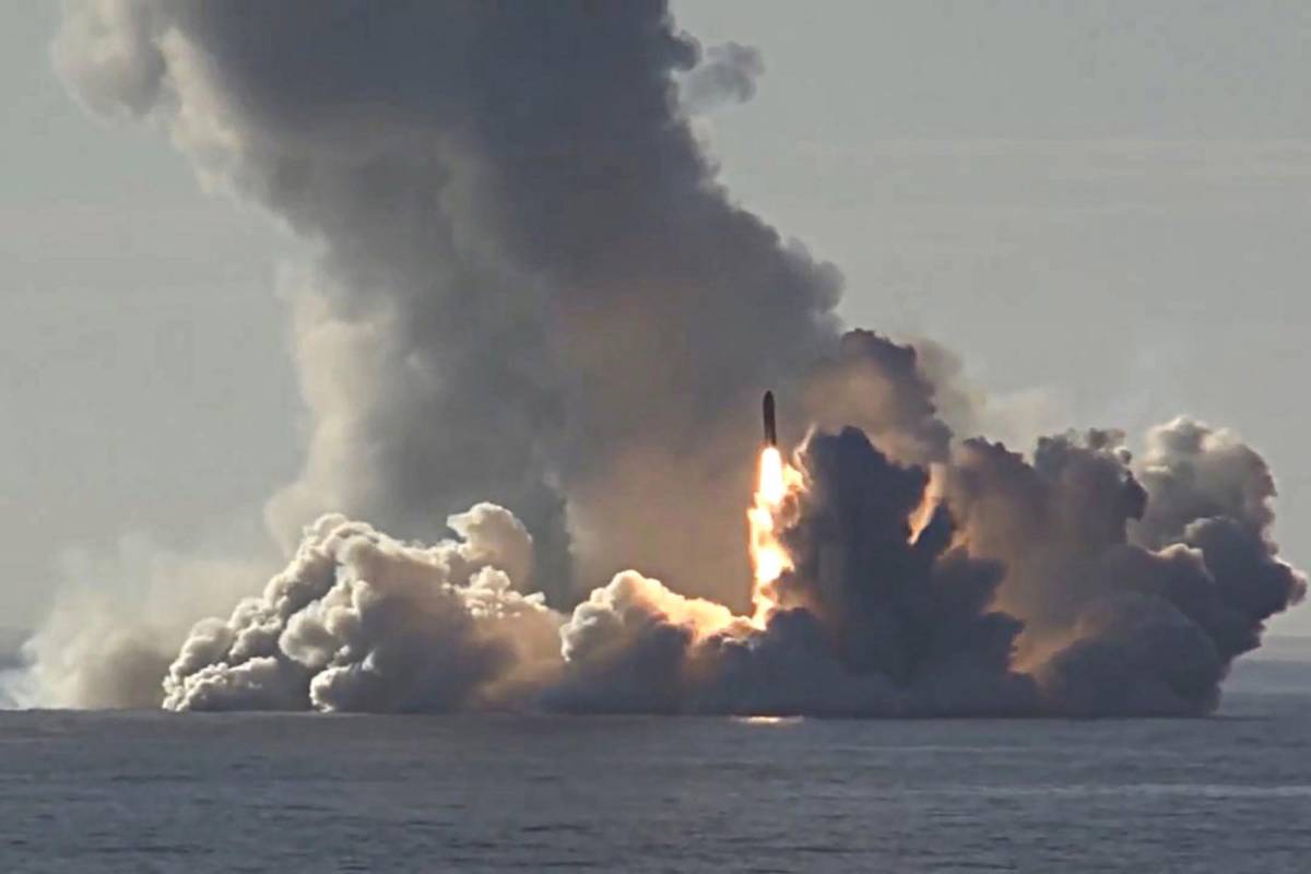 Rusia lanza misil balístico desde submarino atómico en nuevo ensayo nuclear