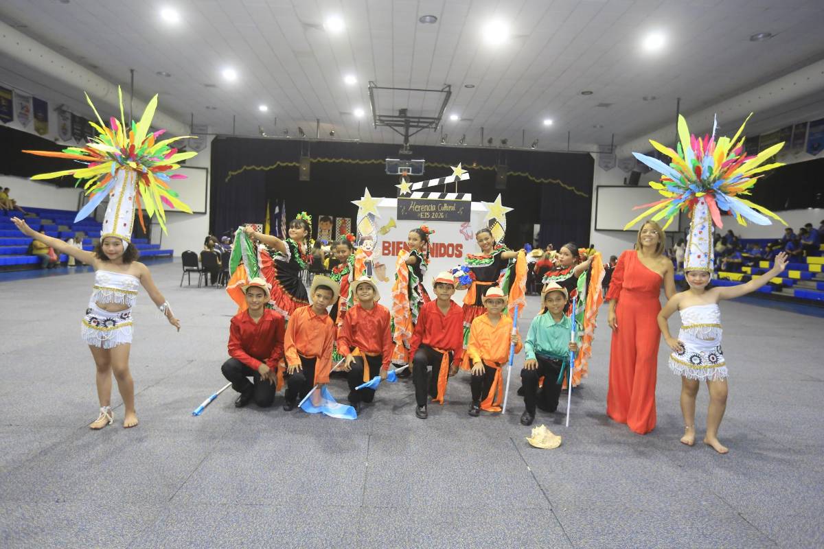 EIS celebra la cuarta edición del Encuentro Cultural de Danzas