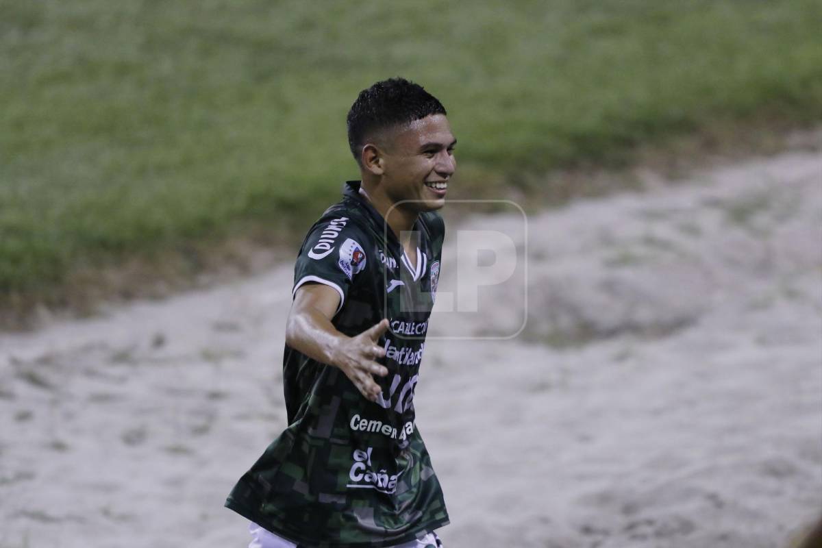 Odín Ramos anotó un gol en el 4-1 que Marathón le recetó al Victoria por la ida del repechaje.