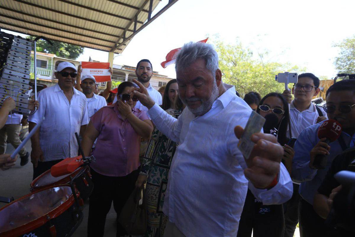 Contreras envía mensaje al fiscal general: Ahora dice que ha hecho un gran trabajo