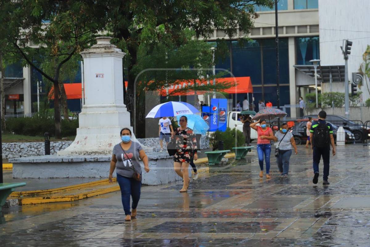 Amplían alerta amarilla a dos departamentos por intensas lluvias en Honduras