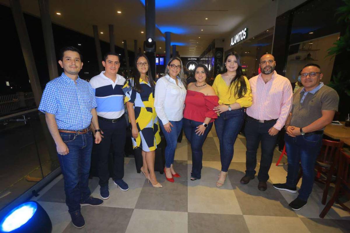 Algarabía y fiesta en apertura de La Zona en Mega Mall San Pedro Sula