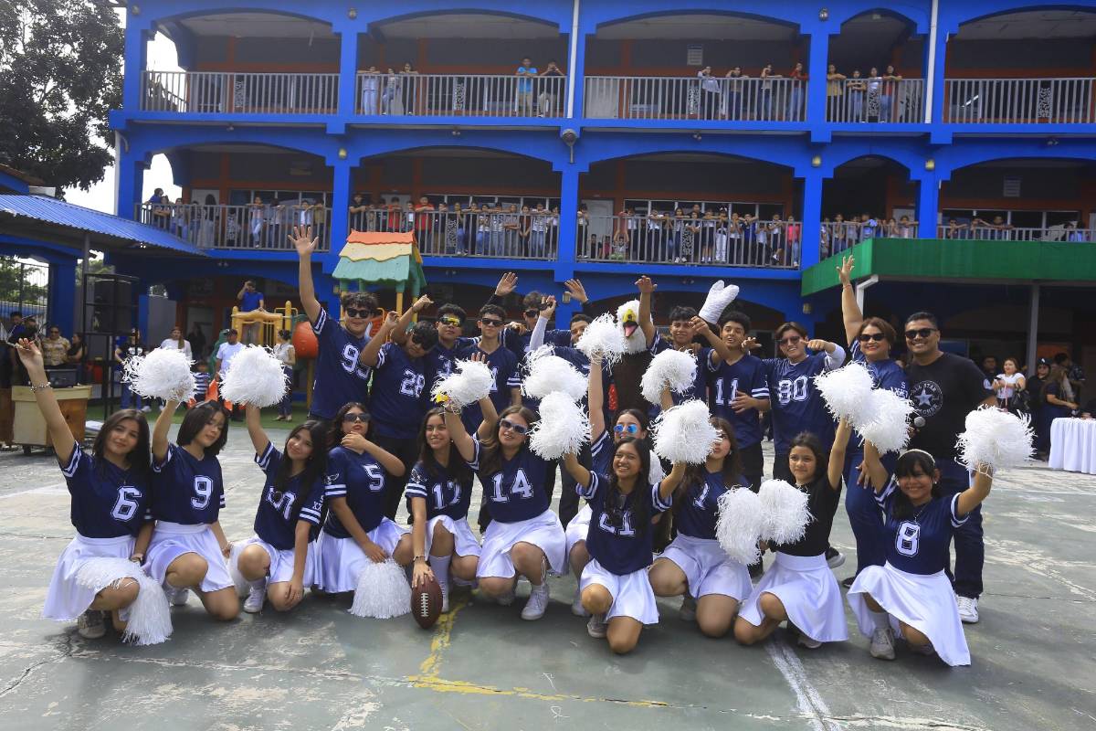 Así fue la “Senior entrance” 2025 de la Genesis Bilingual School and Institute