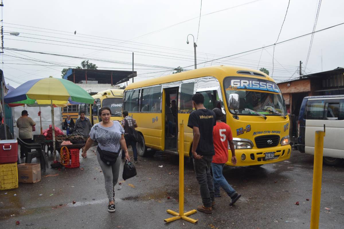 Pasaje del bus urbano debería costar 18 lempiras, aseguran transportistas