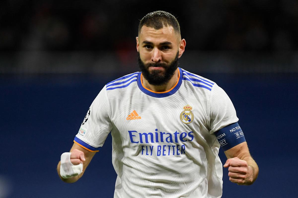 Así celebró Karim Benzema su gol contra el Shakhtar Donetsk.