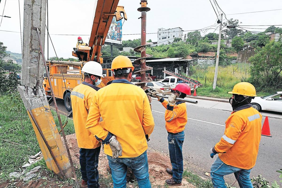 Colectivo de la Enee rechaza propuesta