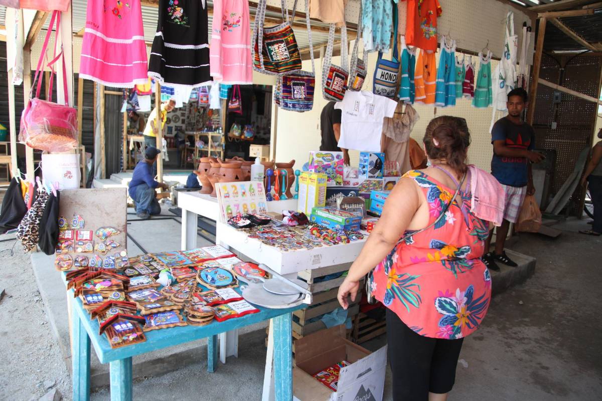 Por falta de opciones, mipymes se endeudan con tarjetas de crédito