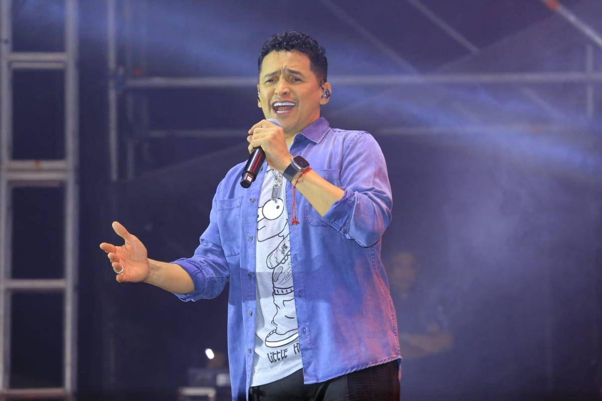 Inolvidable fiesta de playa con Jorge Celedón
