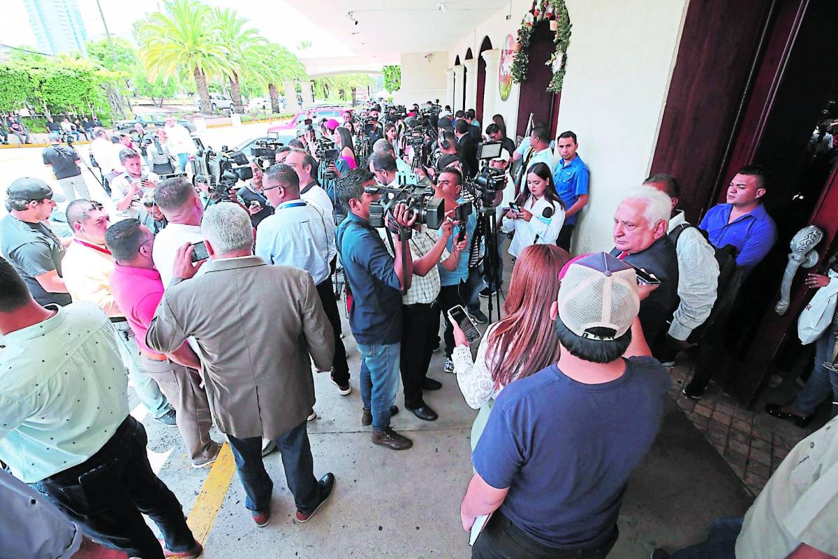 Conformación de bloque podría dar un giro a la elección del fiscal