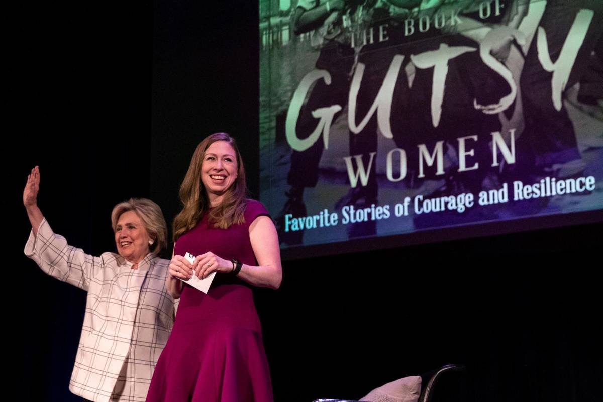 Hillary y Chelsea Clinton presentarán “Gutsy” en el festival de Toronto