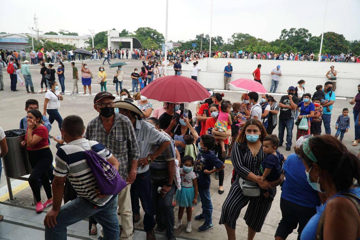 Trabajarán el fin de semana para entregar nueva cédula