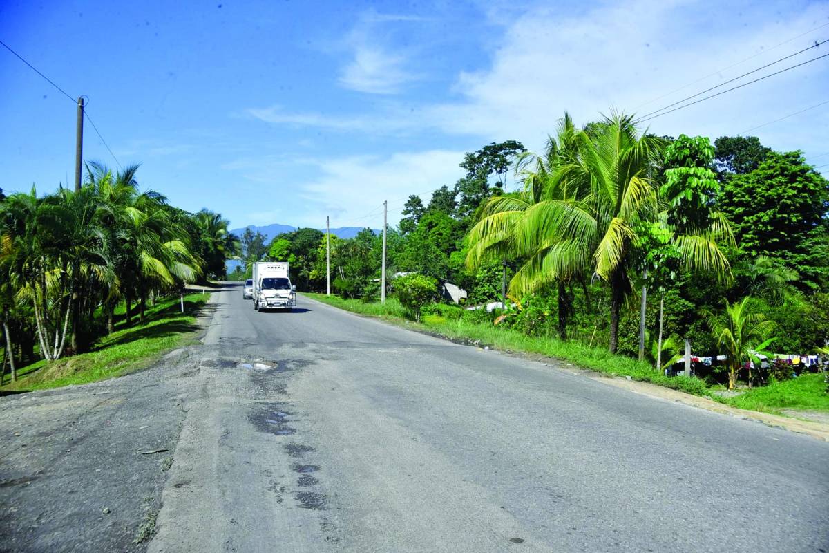 Con fondos del BCIE harán cuatro carriles de El Progreso a La Ceiba