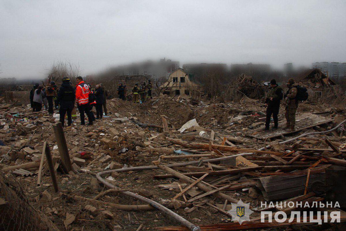 Rusia bombardea Ucrania y admite “estado de guerra”