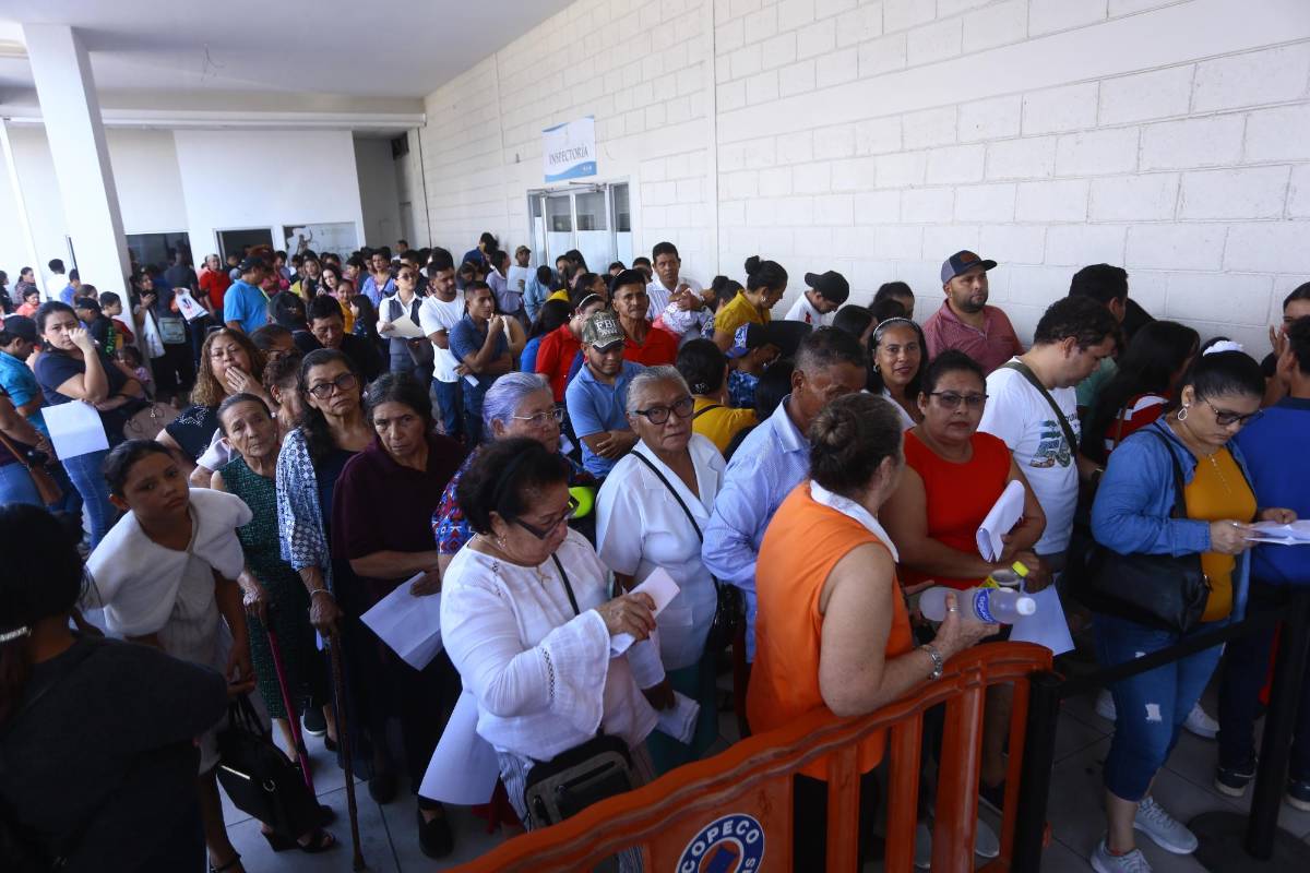 Migración reprograma citas para pasaporte por asueto del 2 de enero