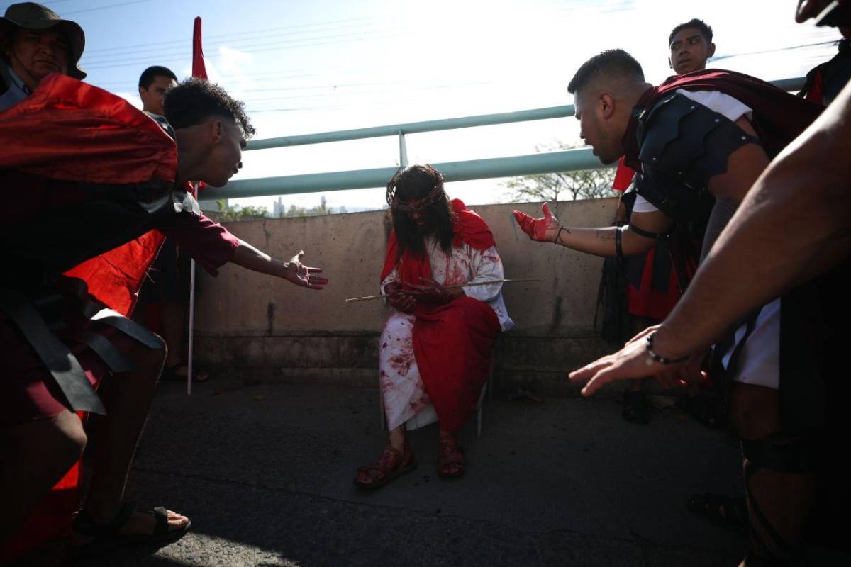 Viernes Santo en Comayagüela: drama y devoción marcan el Viacrucis