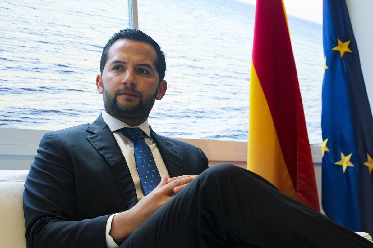 Fotografía muestra al ministro hondureño de Promoción de Inversiones, Miguel Medina. Medina visitó esta semana España para buscar nuevos acuerdos y participó en un encuentro con empresas españolas en la sede de la Confederación Española de Organizaciones Empresariales (CEOE).