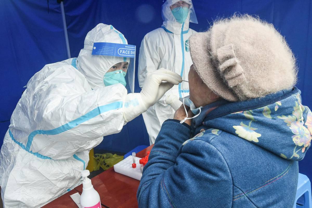 Covid-19: Esto es lo que se sabe sobre la nueva subvariante ómicron BA.2