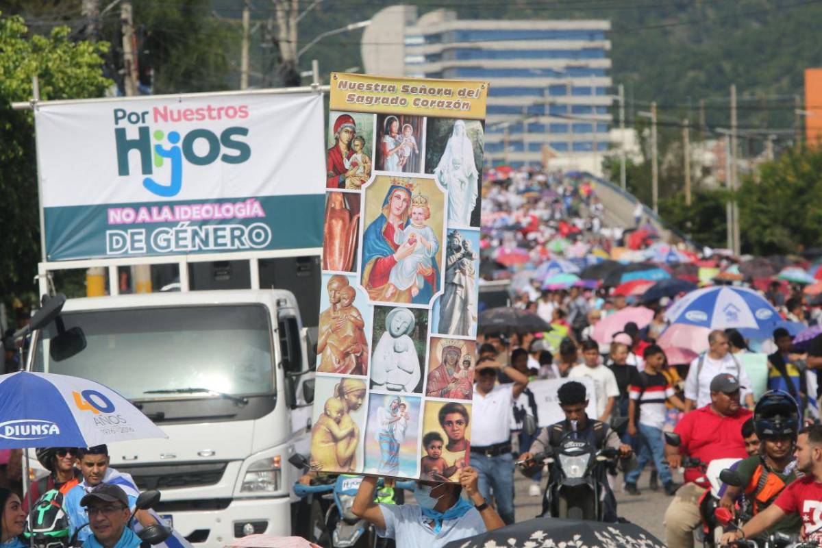 Cardenal de Honduras: ideología de género busca “destruir” las familias