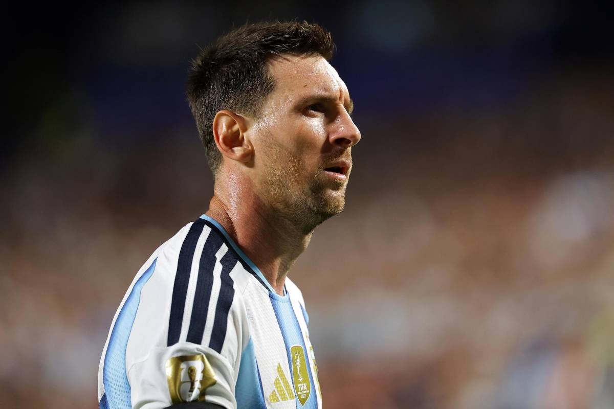 Escándalo tras conocerse lo que Messi le dijo al árbitro del Argentina - Suiza: Yo te hablé bien