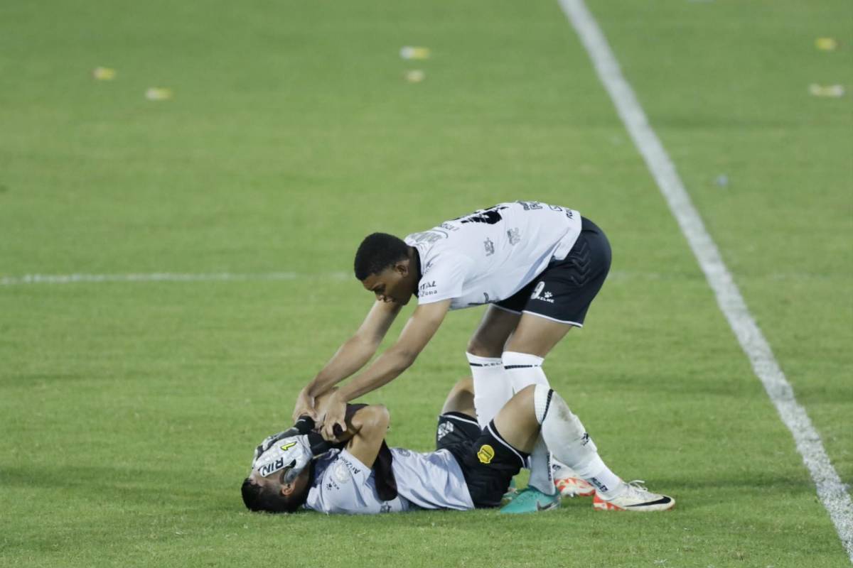 Decepción en Real España, lágrimas y temor por caos tras eliminación vs Motagua