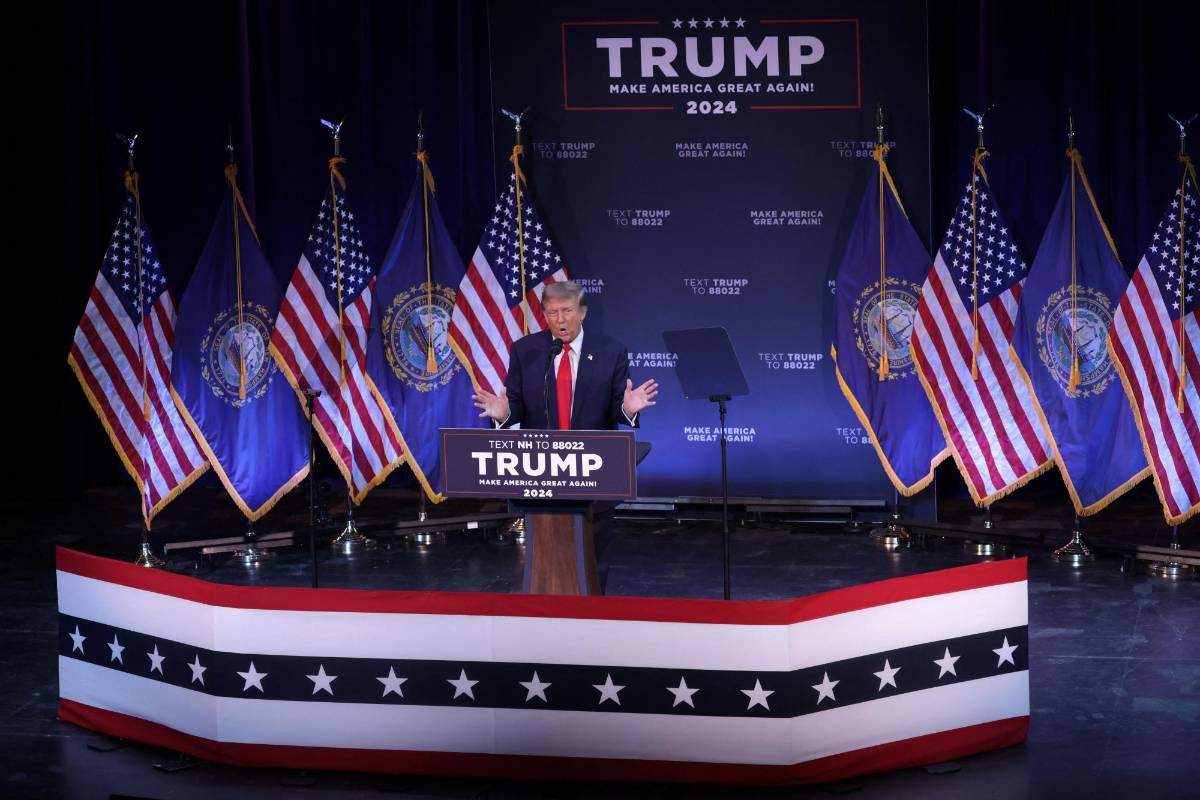 Trump apunta ya a las elecciones de noviembre en Nuevo Hampshire