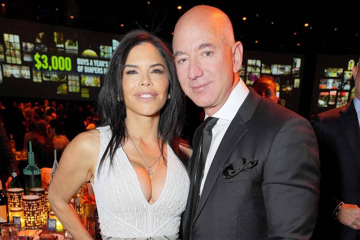 Jeff Bezos se casará con la periodista Lauren Sánchez