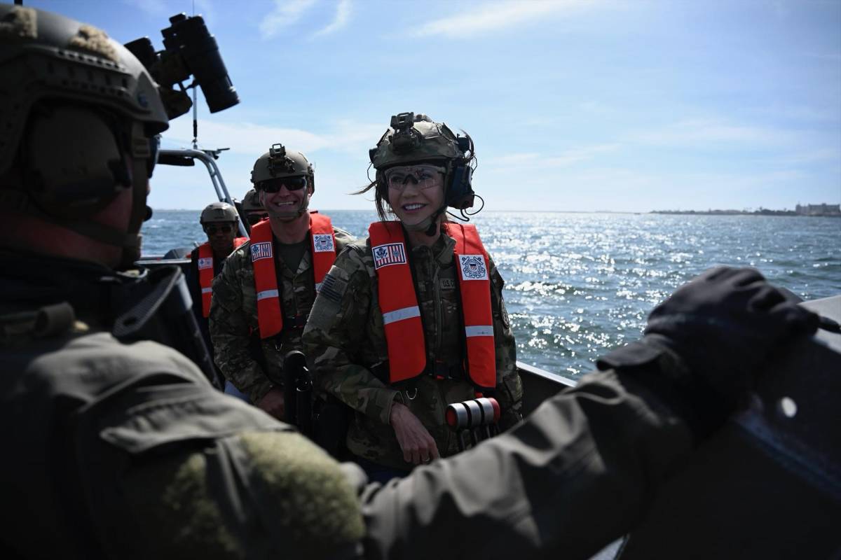 ¿Quién es Kristi Noem, secretaria de Seguridad de Estados Unidos que visitó Honduras?