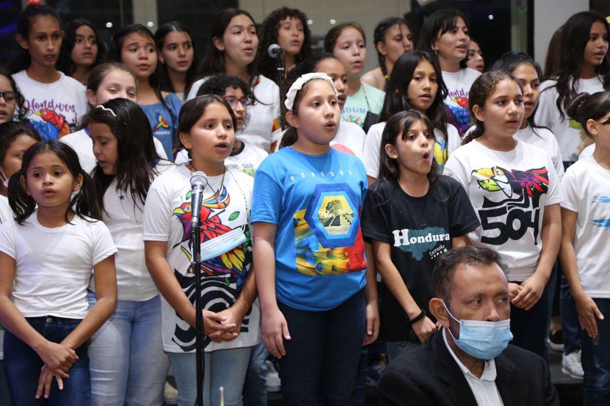 “Navidad Sampedrana”: asista al concierto de Proyecto Uremu