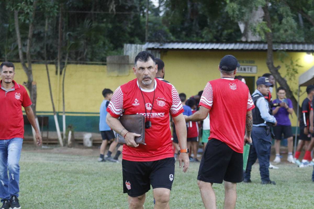 DT del Vida responde tras comunicado del club; ¿participarán en Segunda?