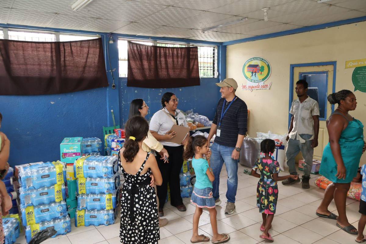 Cámara de comercio lleva ayuda a afectados por tormenta Sara