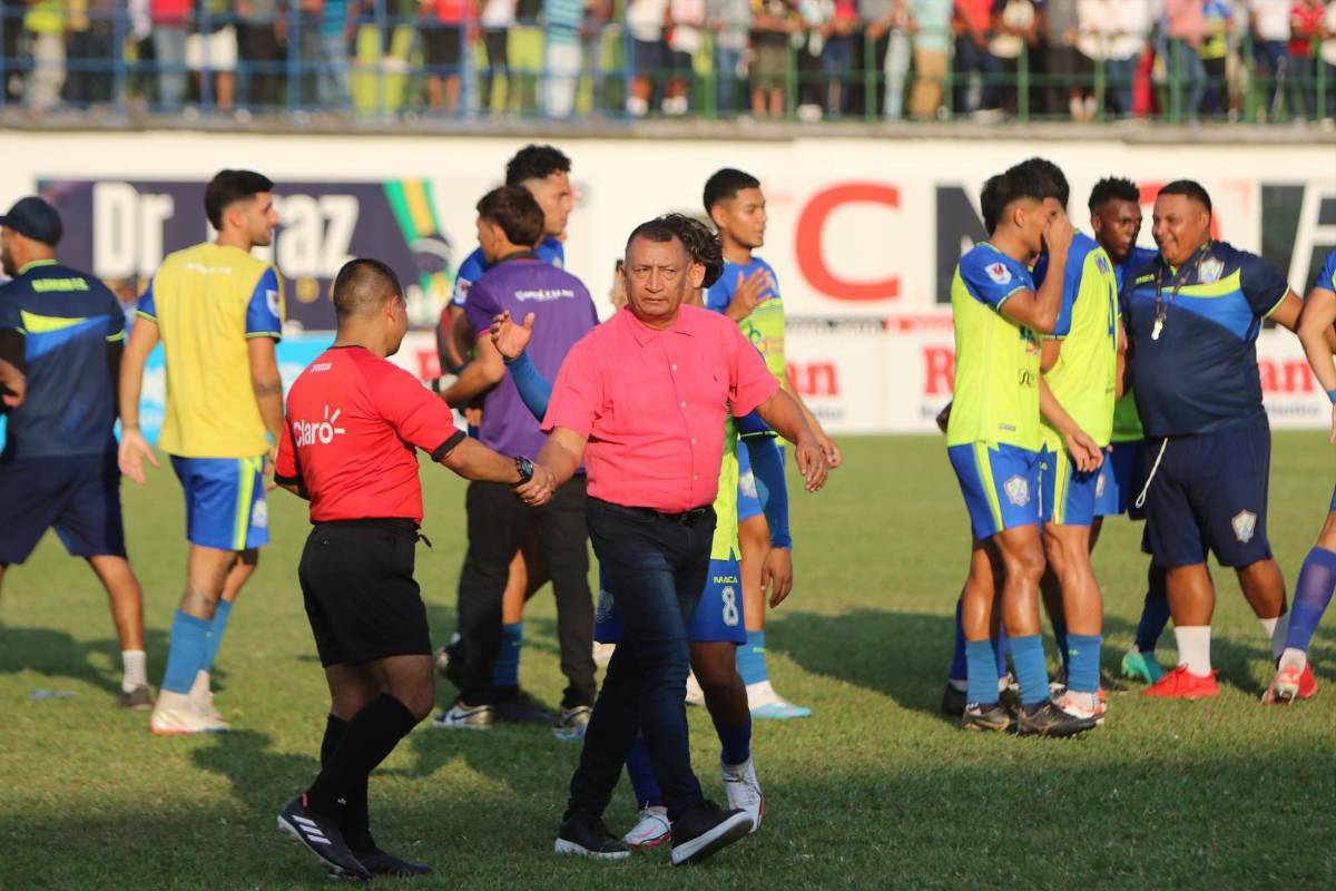 José Humberto Rivera es el DT del Olancho FC y acabó con el invicto del Olimpia.