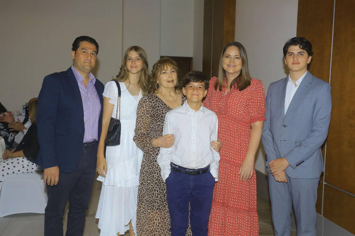 Asociación Cuerpo Consular Sampedrano celebra reunión mensual